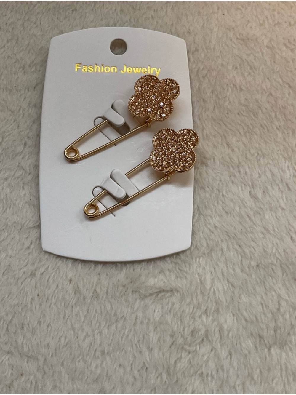 Fashion Jewelry Gold Crystal Flower Safety Pin Brooches - Gold